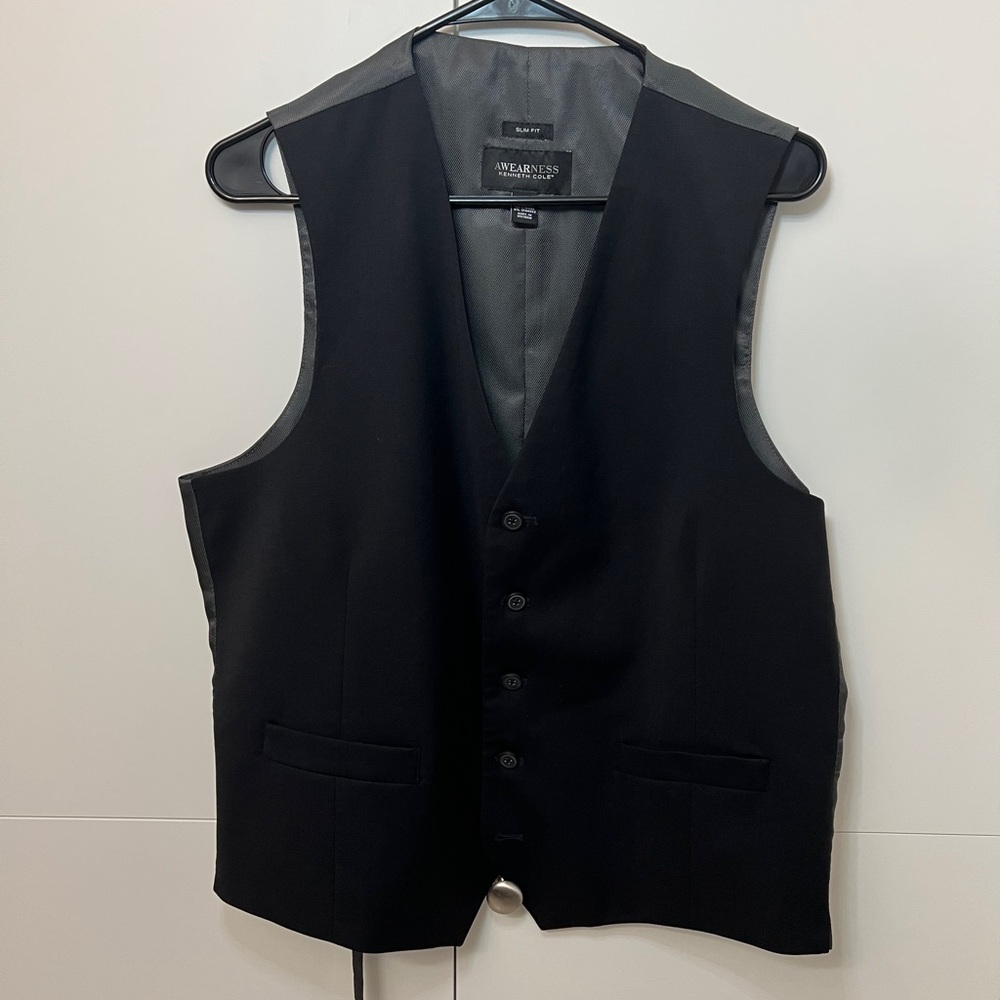 Kenneth Cole Black Slim Fit Vest